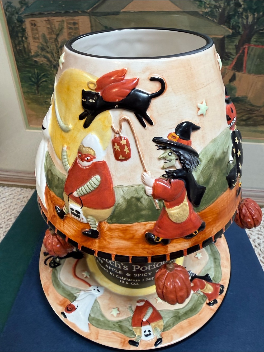 Retired 2005 Yankee Candle Halloween Shade and Plate Glowing